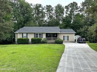 506 Maize Ct, Hubert, NC 28539