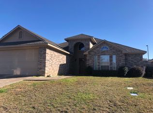 3222 Oakleigh St, Longview, TX 75605