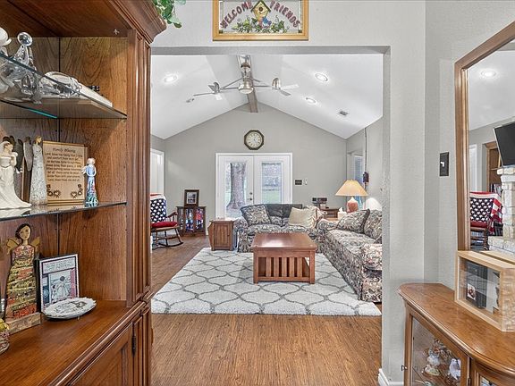 5th image of 8401 Taylor Ranch Loop