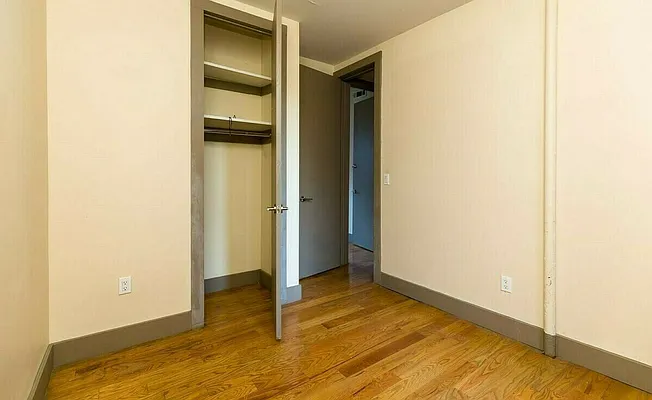 Rented by Brooklyn Group | media 7