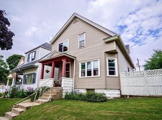 1551 S 32nd St, Milwaukee, WI 53215