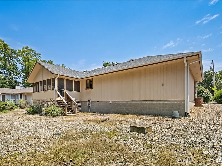 13 Yarmouth Dr — Photo 33