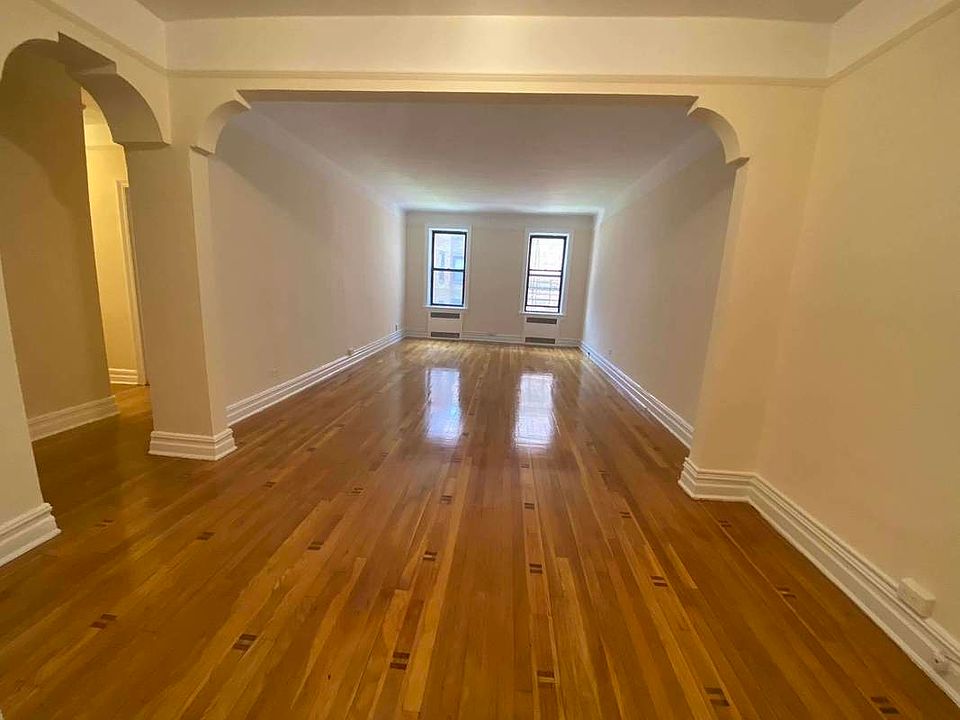 1st image of 62-82 Saunders St #3W