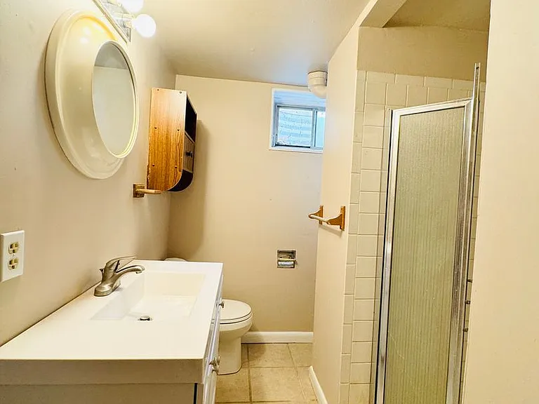 2118 Glenfair Dr — Photo 19