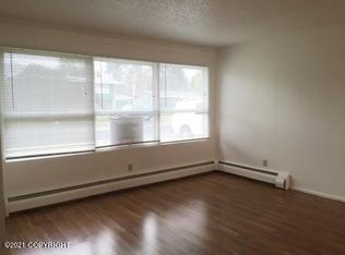 1512 Summit View St, Anchorage, AK 99504