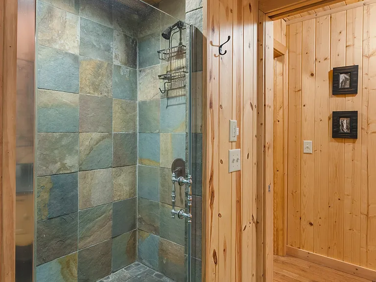 361 Wyanoak Rd — Photo 23