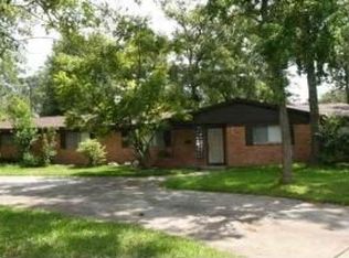 930 Edson Dr, Beaumont, TX 77706