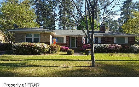 1st image of 135 Country Club Dr