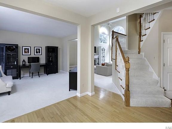 3rd image of 2813 Westridge Oaks Ct