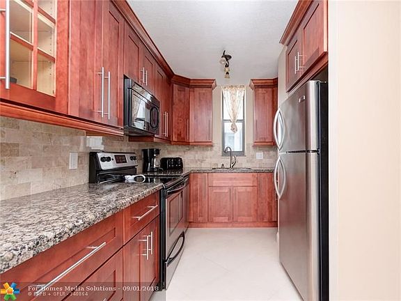 4th image of 1000 S Ocean Blvd APT 9F