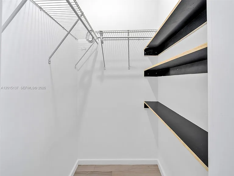 820 15th St #202 — Photo 5