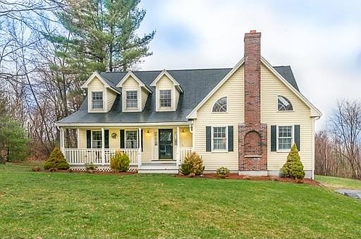 1st image of 15 Barberry Ln