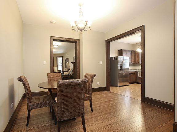 4th image of 61 6th Ave APT 1