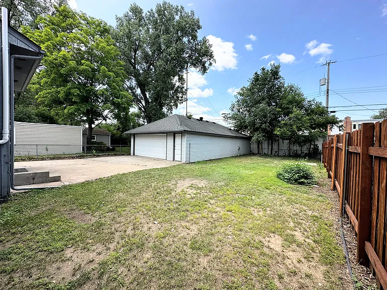 3064 Utah Ave S — Photo 14