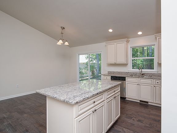 5th image of 00 Plantation Dr