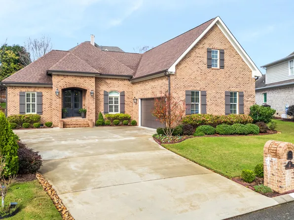 28 Rain Dance Cir, Ringgold, GA 30736