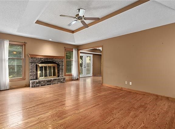 3rd image of 6507 Berkshire Ct