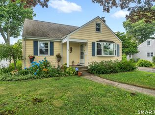 28 Kirkside Avenue, Milford, CT 06460