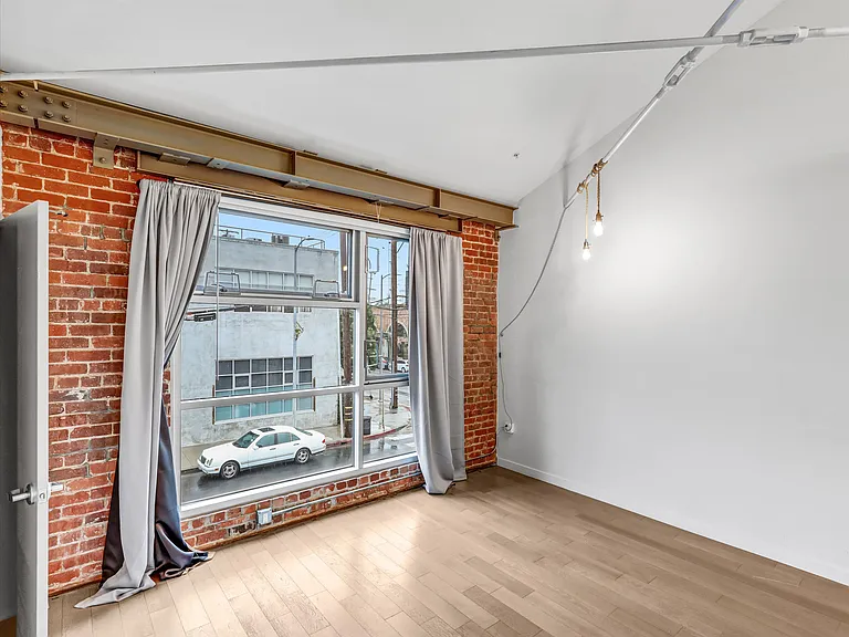 527 Molino St #110 — Photo 19