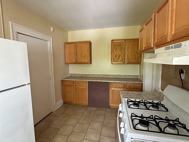 509 Norton Pkwy #B-21 — Photo 2