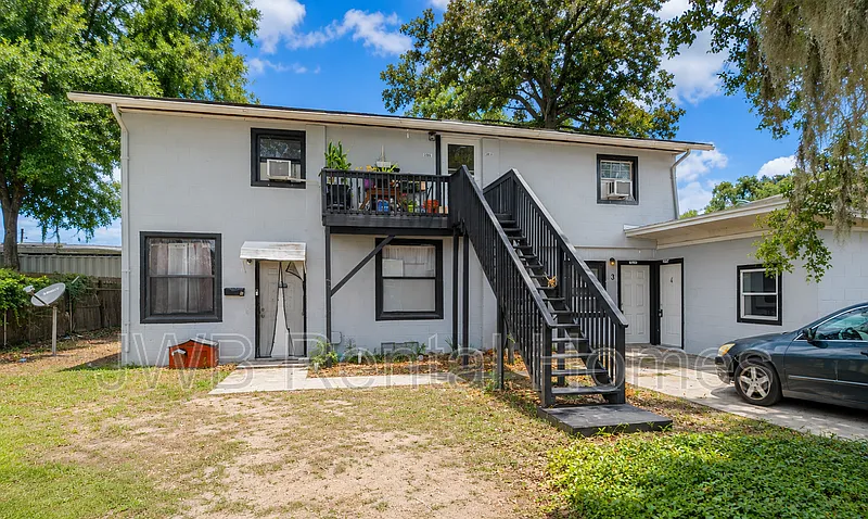 1204 Glencoe St #4