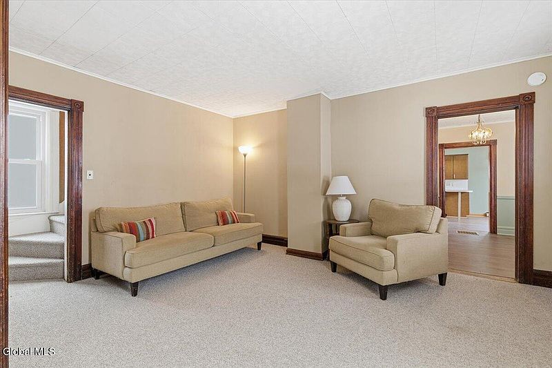 5th image of 28 Prospect Street