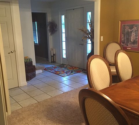 Foyer/dining room