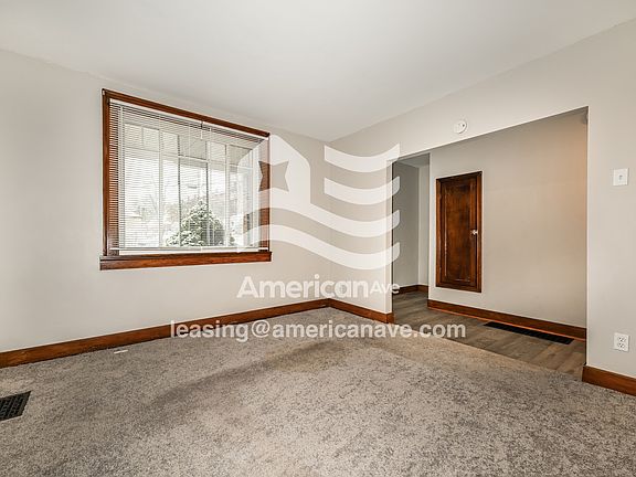 2-Living Room