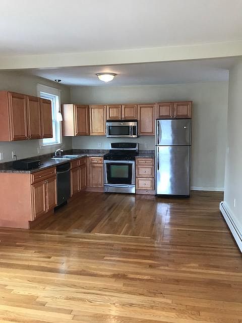 Living room/ Kitchen