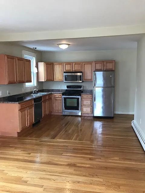 Living room/ Kitchen