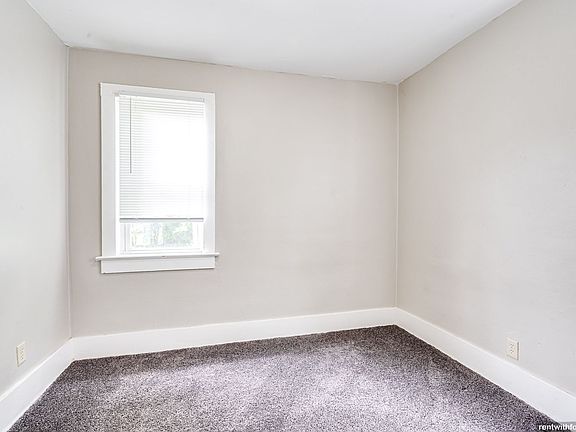 5th image of 136 E Johnson St #136
