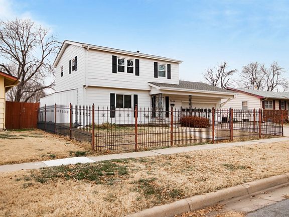 4th image of 2643 S Hiram Ave