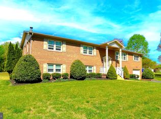 30435 Vinessa Ct, Charlotte Hall, MD