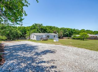 178 Valley Lake Ln, Springtown, TX 76082