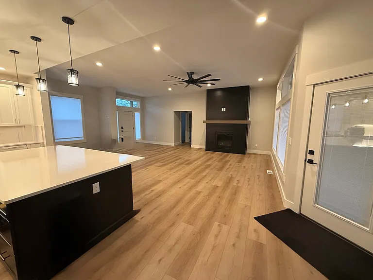 4518 Maple Ave — Photo 17
