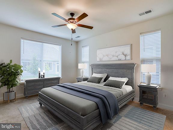 4th image of 108 Viceroy Way