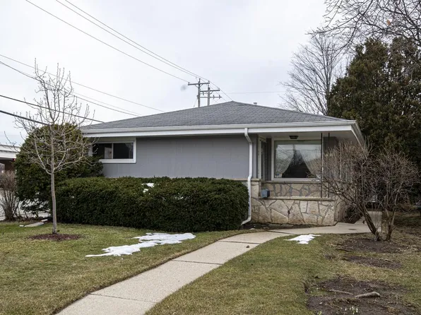 5578 North Navajo AVENUE, Glendale, WI 53217