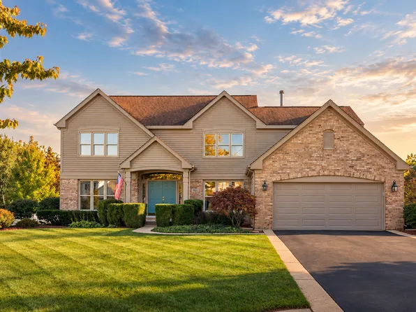 931 Ambria Dr, Mundelein, IL 60060