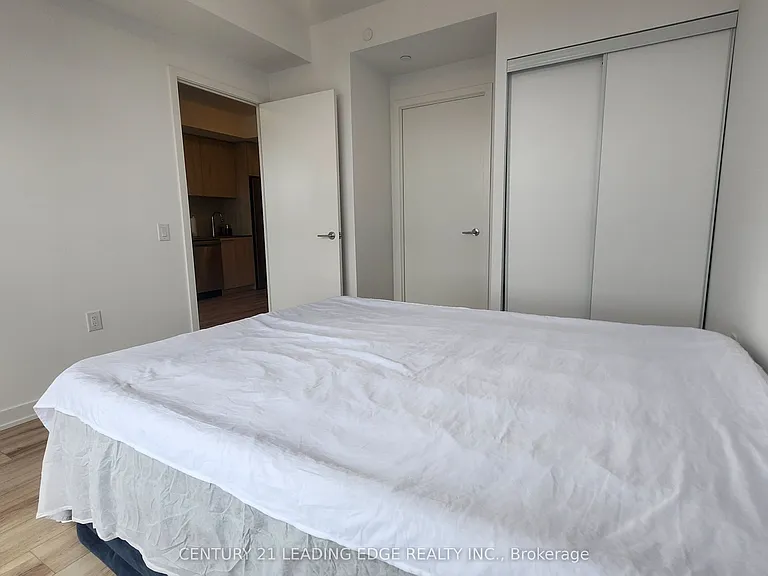 7439 Kingston Rd #710 — Photo 12