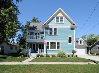 267 S Main St, Oswego, IL 60543
