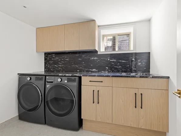 453 Stratford Road image 25 of 28