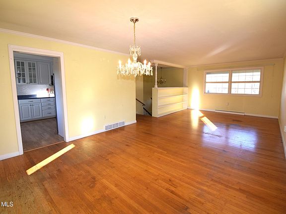 4th image of 354 Oak Knoll Rd
