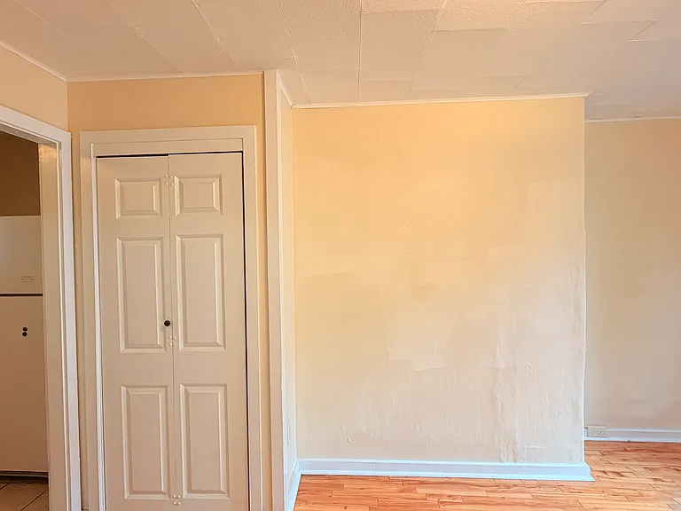 111 College St #3C — Photo 13