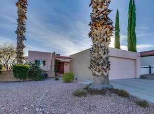 673 W Rio Moctezuma, Green Valley, AZ 85614