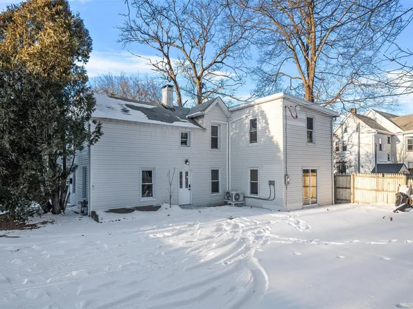 45 1/2 Sussex St, Port Jervis, NY 12771