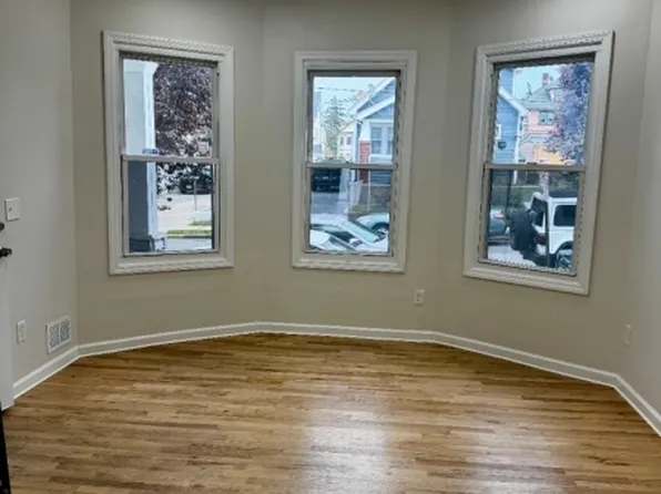 1022 E 22nd St #1, Paterson, NJ 07513