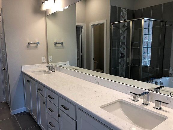 Owner s Bath