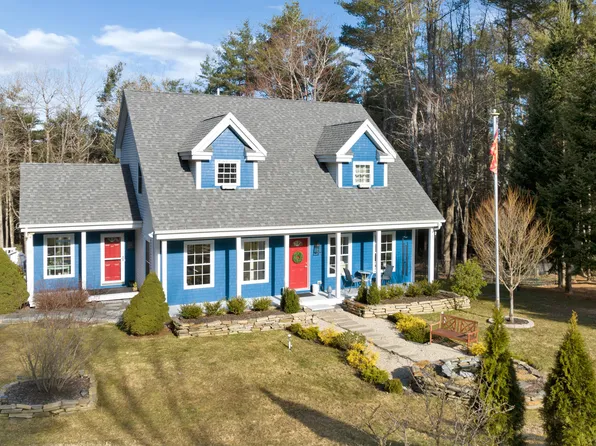 20 Upland Road, Wiscasset, ME 04578