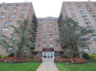 202-35 Foothill Ave APT A77, Queens, NY 11423