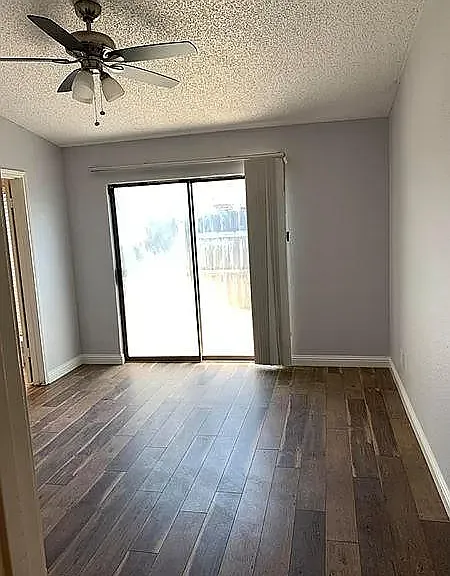 2105 Maplewood Trl — Photo 6